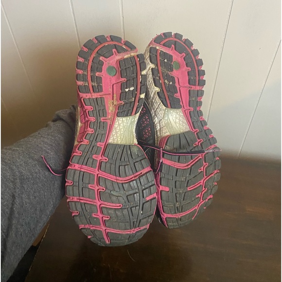 Brooks lace up pink grey trance 12 low top athletic Running Shoes women’s 8.5 B - Picture 3 of 9